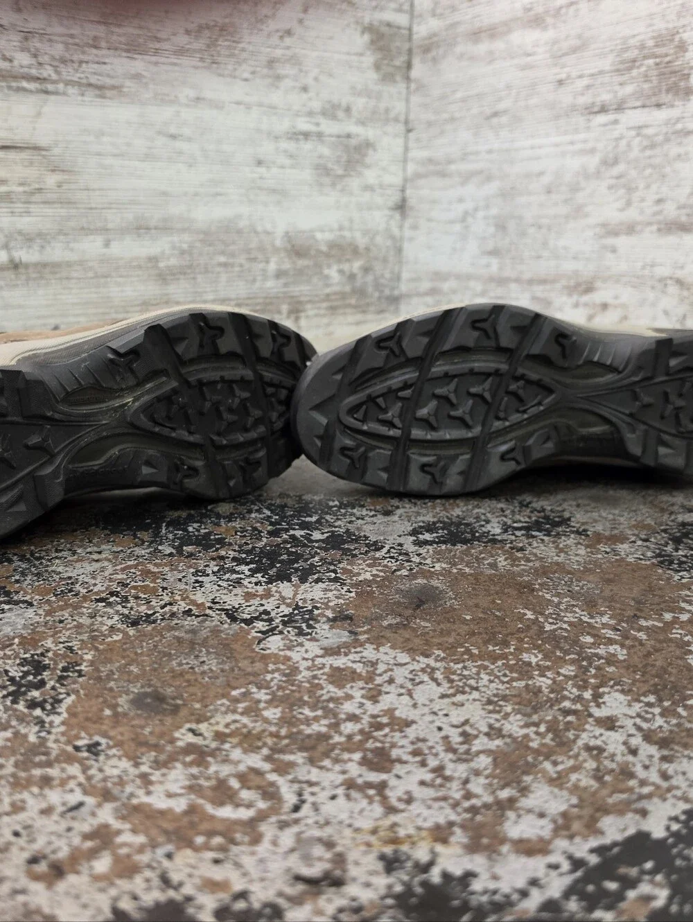 New Balance small signs